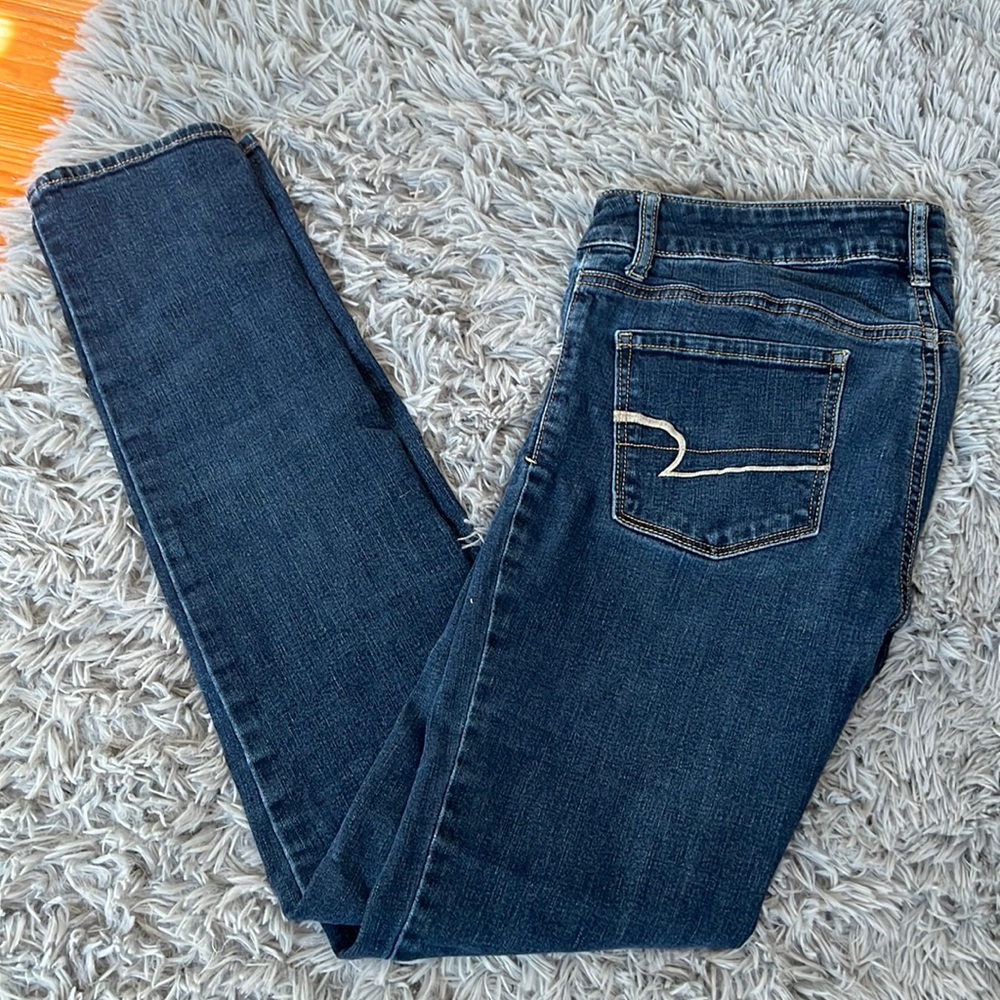 Women’s AE skinny jeans